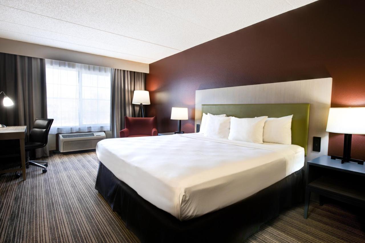 Comfort Inn & Suites St Paul Northeast Vadnais Heights Room photo