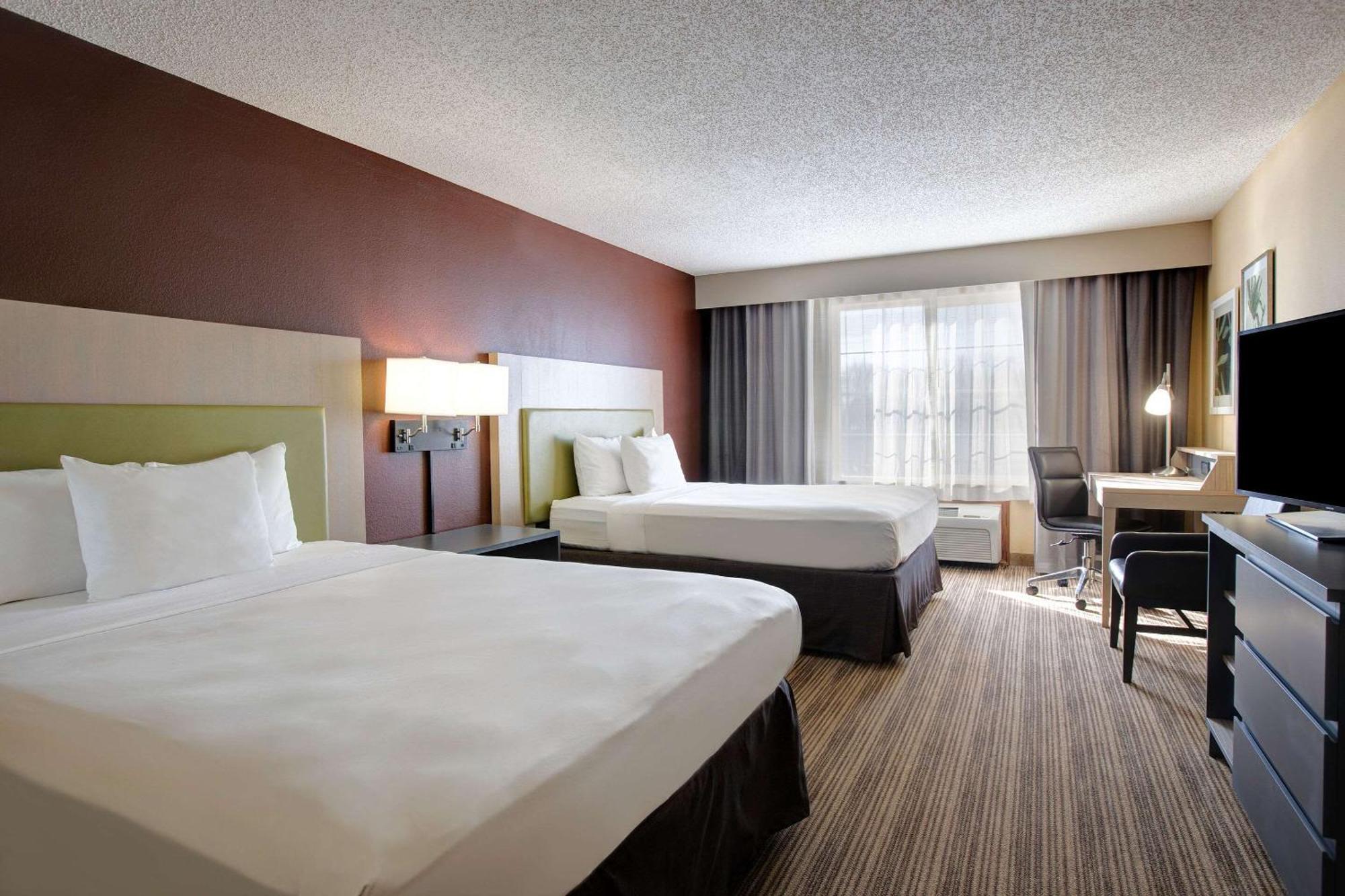 Comfort Inn & Suites St Paul Northeast Vadnais Heights Exterior photo