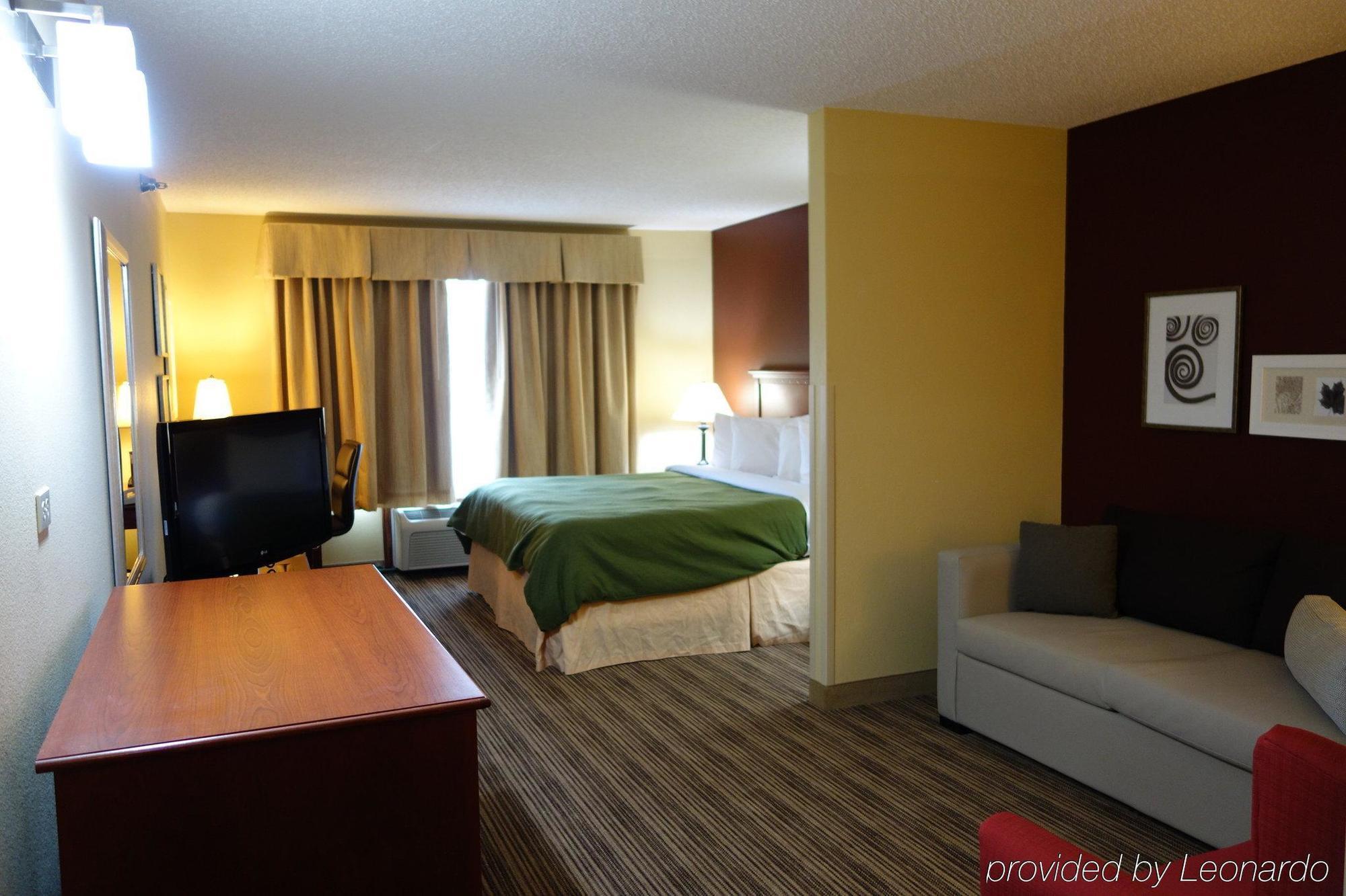 Comfort Inn & Suites St Paul Northeast Vadnais Heights Exterior photo