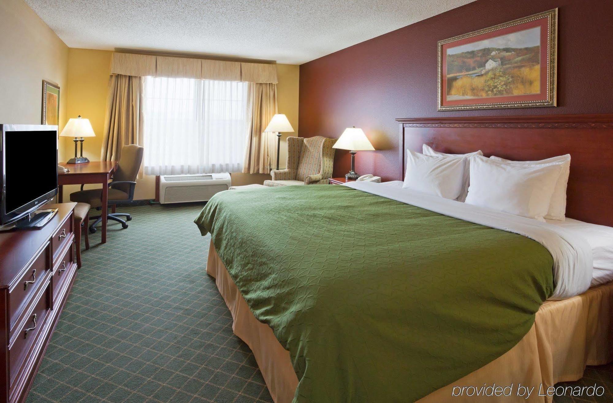 Comfort Inn & Suites St Paul Northeast Vadnais Heights Exterior photo
